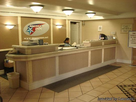 America'S Inn Houston Exterior photo